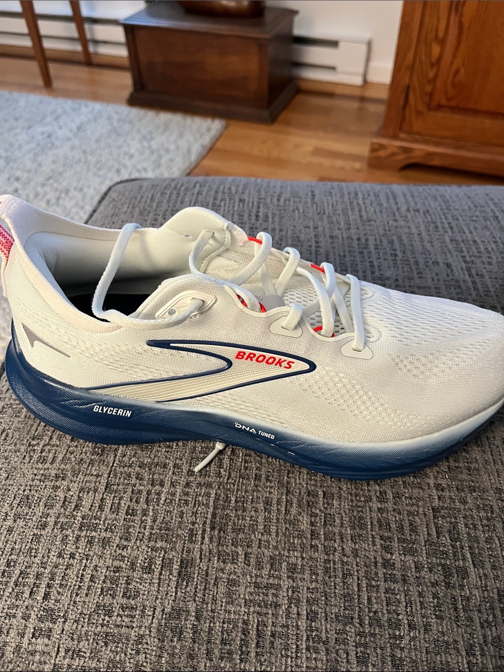 Brooks Glycerin 22 Gray/Navy Peony with Fiery Red Accents - Picture 9 of 16